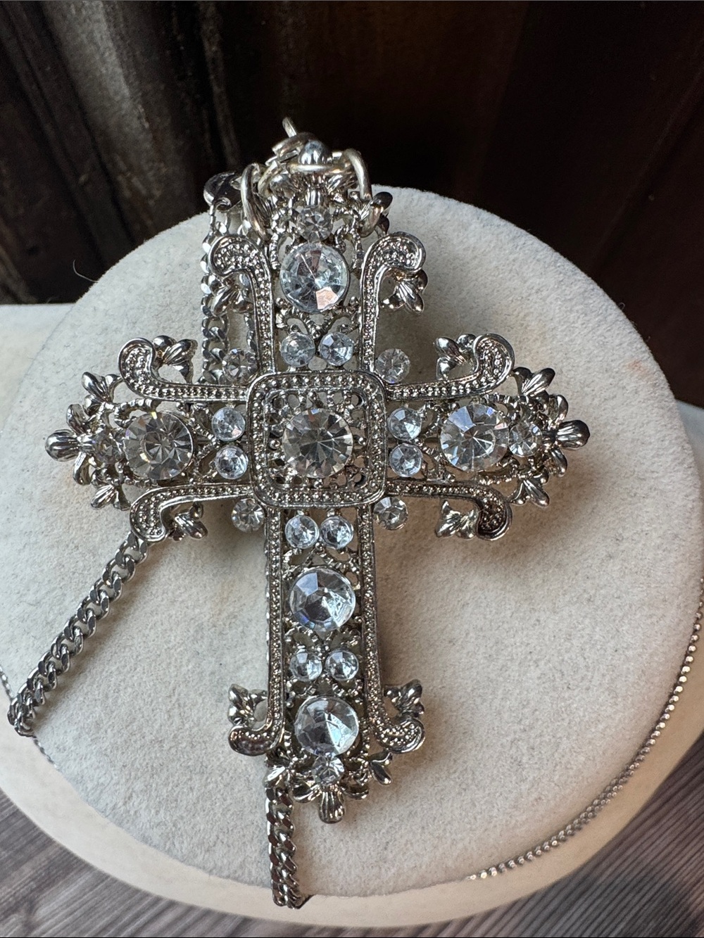 Vintage estate rhinestone cross pendant & brooch necklace 24”